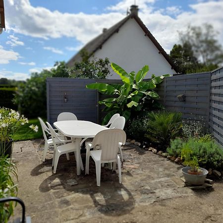 Bed and Breakfast Les Abelias Hauterive  Екстер'єр фото